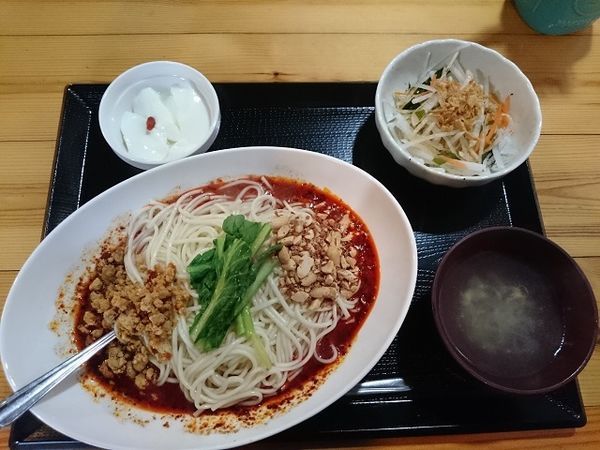 「汁なし担々麺ランチセット　980円」@四川家庭料理 楊 八戸の写真
