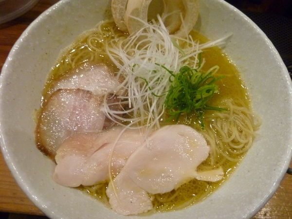 「【限定】生姜と鶏油の塩らーめん」@らーめん専門 和海の写真
