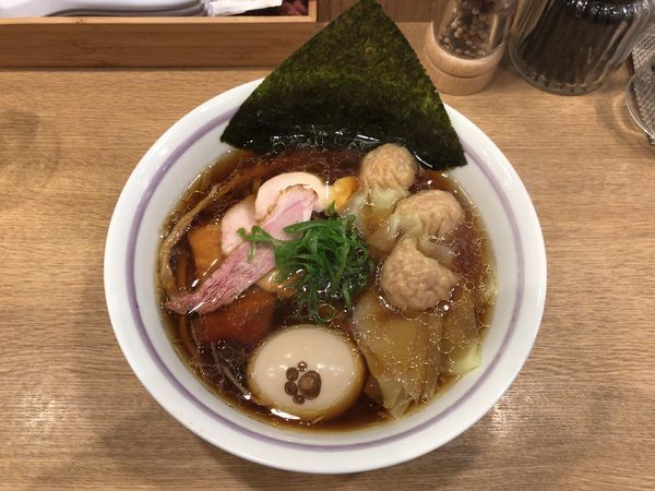 「特製中華そば(1000円)」@手打中華そば 大賀110の写真