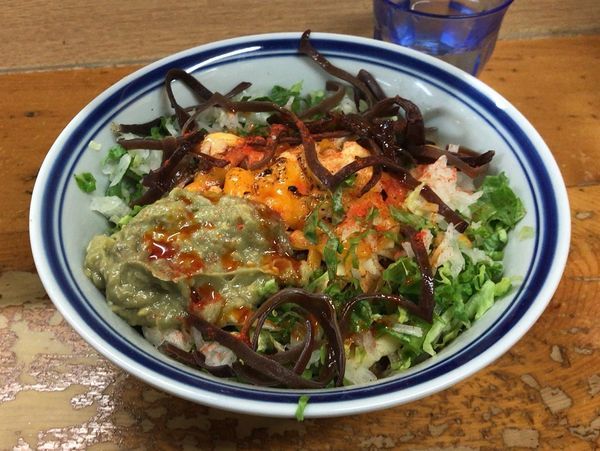 「タコス風味の和えそば(限定)＋半ライス(900円＋100円)」@口樂の写真