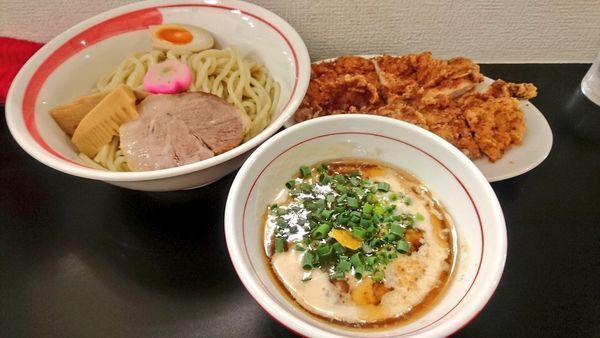 「【期間限定】揚チキンつけめん」@自家製麺SHINの写真