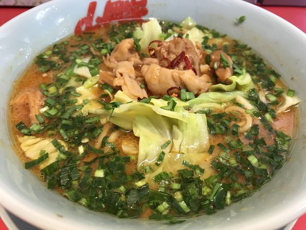 「極旨もつ味噌ラーメン 半ライスセット 1,000円」@山岡家 宮城野店の写真