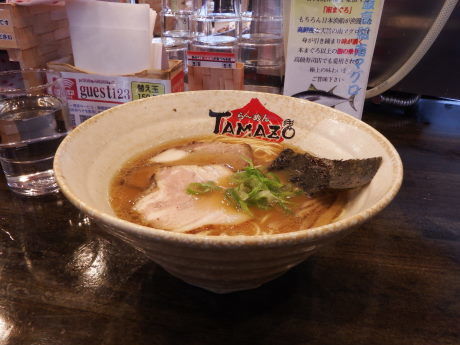 「豚骨醤油」@ら～めん TAMAZOの写真
