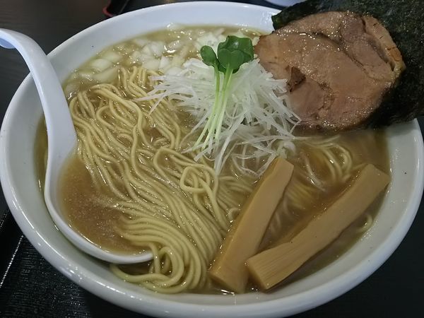 「らーめん　煮干し濃度：普通（標準）　（麺大盛り：サービス券）」@煮干しらーめん専門店 麺屋 晴の写真