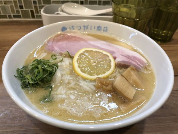 「鶏白湯麺780円＋大盛り100円」@はつがい商店の写真