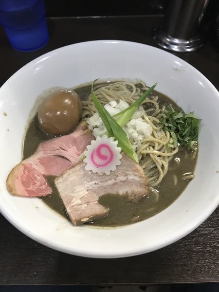 「濃密な煮干しそば」@中華そば いづるの写真