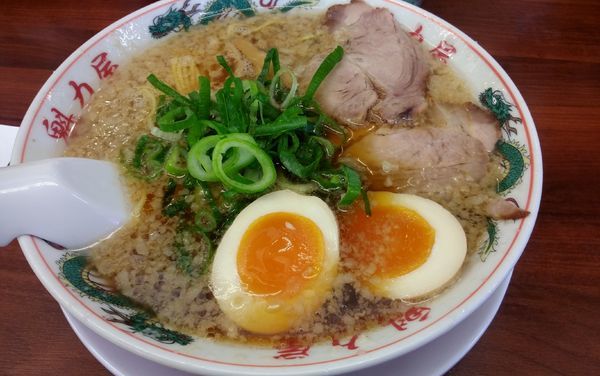 「特製醤油 味玉ラーメン」@ラーメン魁力屋 弘明寺店の写真