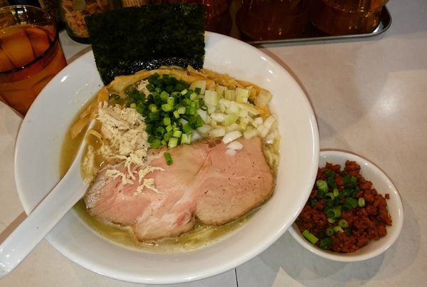 「濃厚塩らーめん 750円＋辛挽き肉」@麺屋 扇 SENの写真