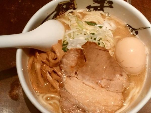 「味玉ら～麺（中盛)」@麺屋武蔵 武仁の写真