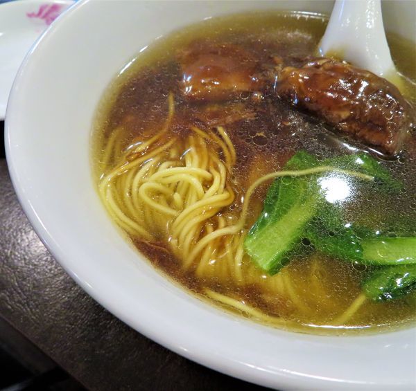 「牛腩湯麺（900円）」@保昌の写真