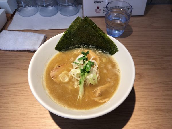 「醤油ラーメン」@杏と桜の写真