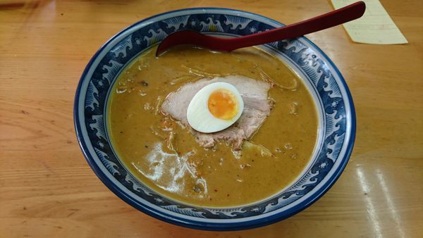 「とんこつカレー」@九州大分ラーメン 麺恋亭 中華街店の写真