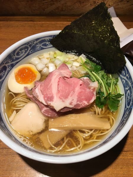 「煮干しそば白醤油」@寿製麺よしかわ 川越店の写真