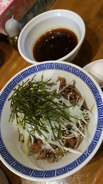 「肉盛つけ蕎麦」@馳走麺 狸穴の写真