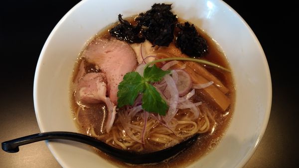 「淡麗煮干ソバ」@麺屋しとらすの写真