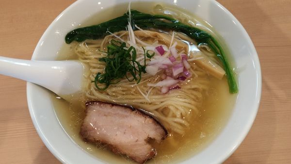 「塩らぁ麺」@支那蕎麦屋 藤花の写真