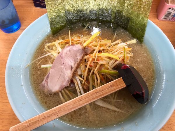 「ピリ辛ネギラーメン中盛」@ラーメンショップ 練間の写真