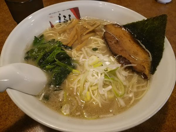 「塩豚骨ラーメン　（大盛り(半玉)）」@麵屋 しるしの写真