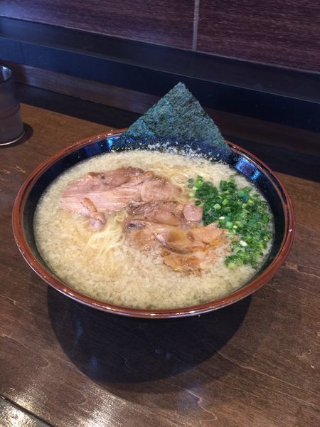 「しょうゆラーメン」@麺屋竹林の写真