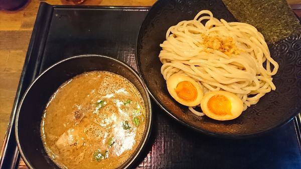 「つけ麺 醤油(味たまトッピング)」@飯能つけ麺 一恵 東飯能出張所の写真
