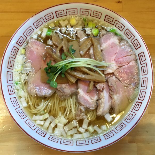 「チャーシュー煮干そば」@中華そば シンジョーの写真