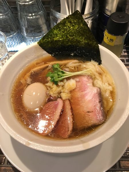 「特製中華そば:1080円」@noodles kitchen GUNNERS 新丸子店の写真
