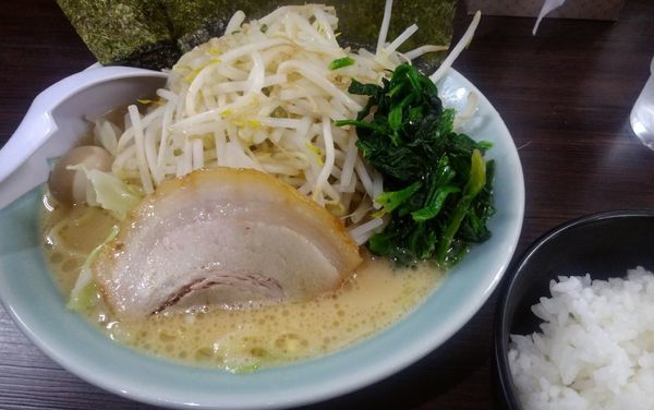 「やさいらーめん」@横浜家系ラーメン 日テレ通り 魂心家の写真