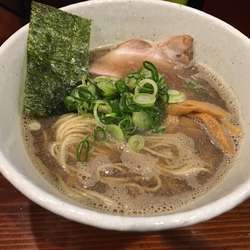 煮干醤油らーめん