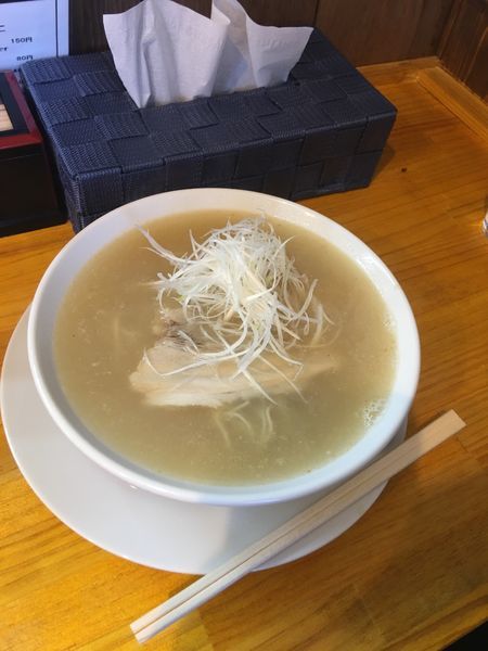 「幻の一番出汁らー麺」@麺や 道の写真