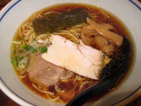 「純鶏らーめん醤油　580円」@麺処直久 新橋店の写真