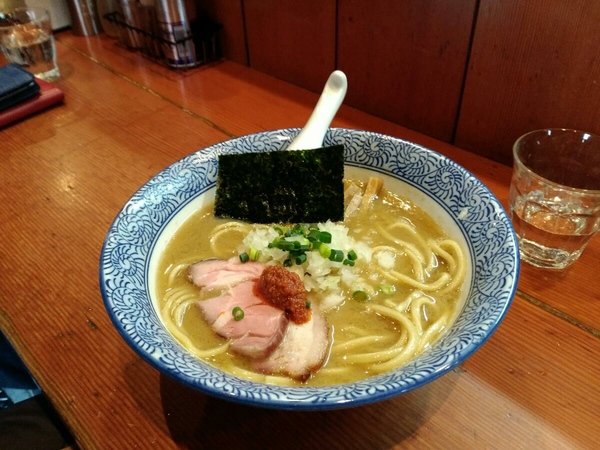 「濃厚豚骨魚介らーめん大盛」@麺処 ほん田の写真