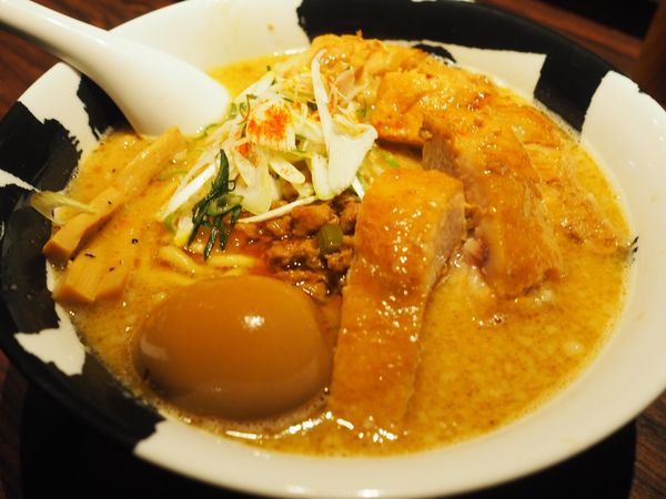 「濃厚味噌味玉チャーシュー」@麺屋武蔵 武骨の写真