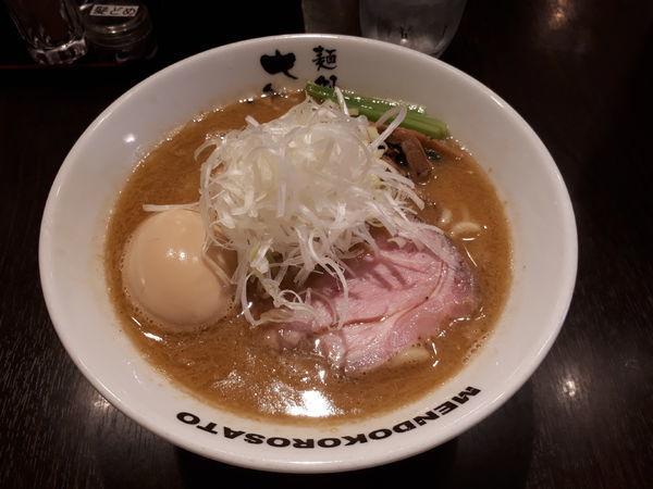 「濃厚魚介豚骨ラーメン」@麺処 さとう 桜新町店の写真