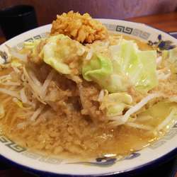 初代背脂味噌800円ラーメン＋背脂150円