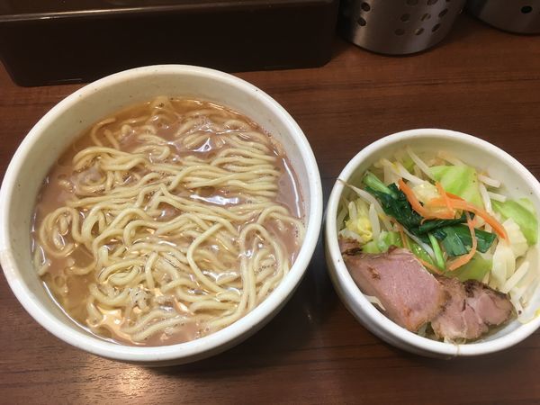 「らーめん790円（プレーン野菜）」@麺処 一笑の写真