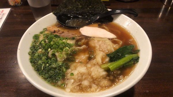 「ワンタン麺 大盛」@六代目 麺処「まるは」極 西船橋店の写真