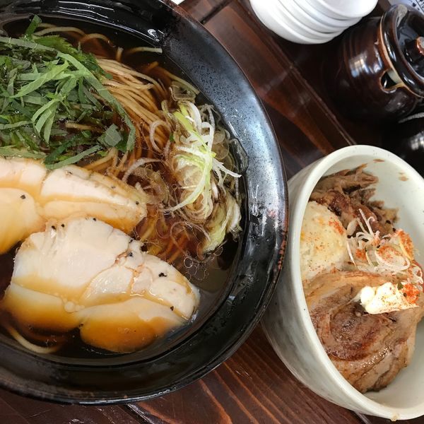 「醤油素湯麺、プチ並商ごはん」@餃子の並商 都賀店の写真