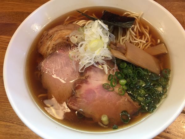 「醤油ラーメン大盛 チャーシュー増し」@青山清湯そば 青ノ樹の写真