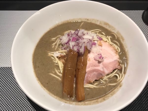 「《コラボ限定》激濃煮干そば」@煮干乱舞の写真