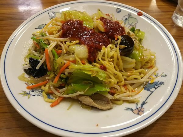 「チャーメン　：豆板醤、ニンニク、ラー油プラス　（麺大盛り）」@テンホウ 梓川店の写真