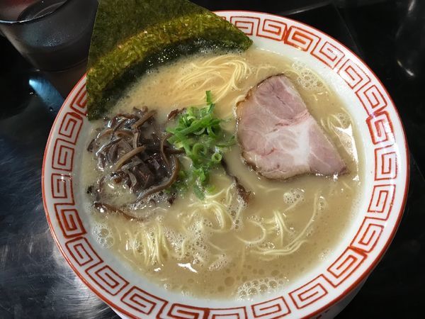 「長浜ラーメン」@博多長浜らーめん 六角堂の写真