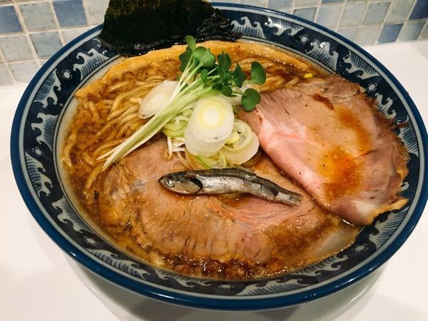 「煮干し黒醤油そば」@中華そば食堂 IKR51の写真