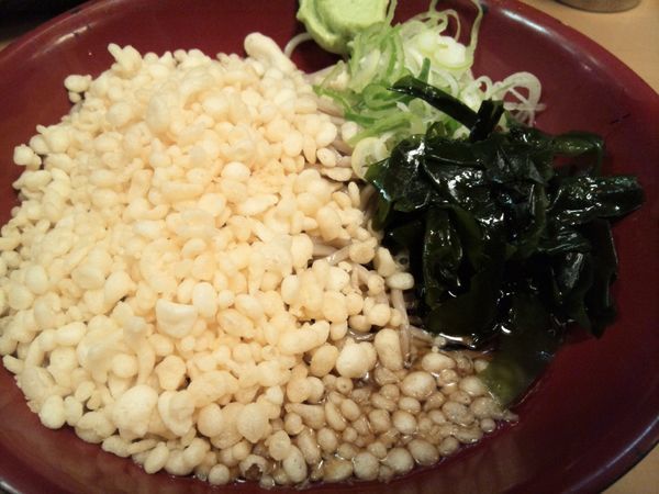 「冷やしたぬきそば（390円）」@名代 富士そば 秋葉原店の写真