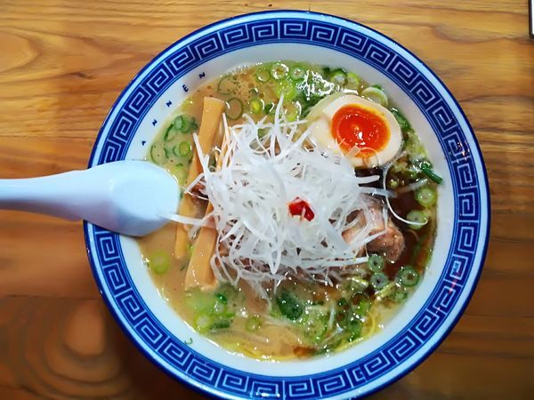 「トロにくラーメン」@まんねん 梅田本店の写真
