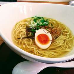 地頭鶏ラーメン