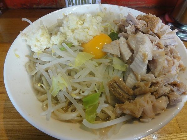 「油そば　850円　ニンニク」@ラーメン髭の写真