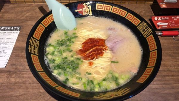 「ラーメン 替玉」@一蘭 東大宮店の写真