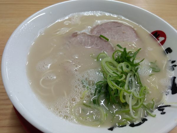 「ラーメン」@長浜ナンバーワン 東京大岡山店の写真