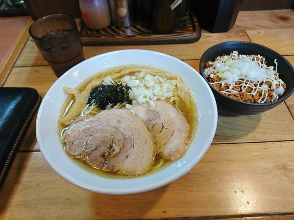 「煮干そば＋台湾ご飯」@ときわ亭の写真