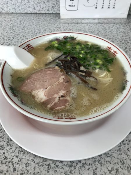「豚骨ラーメン」@ラーメン池田の写真